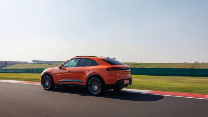Porsche Macan 4 Electric
