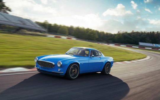 Cyan Racing P1800