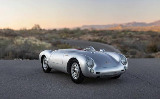 Building The Legend Porsche 550