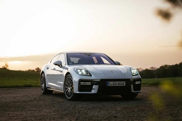 Porsche Panamera 4S E-Hybrid