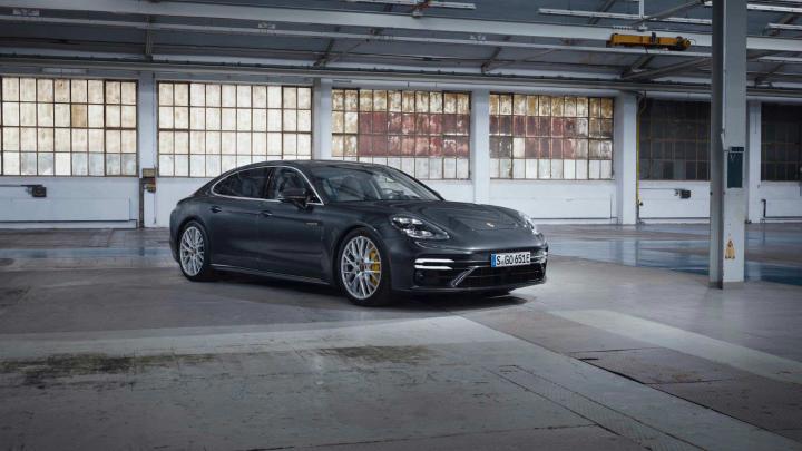 Porsche Panamera Turbo S E-Hybrid Executive