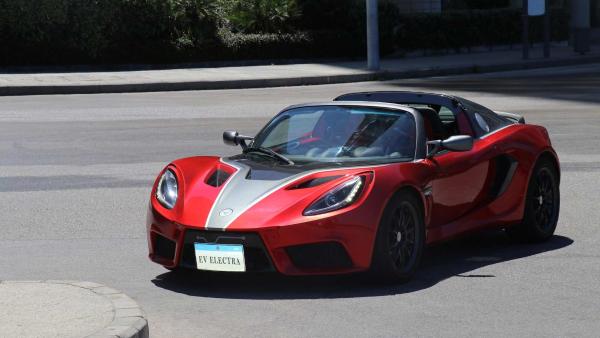 EV Electra Quds Roadster