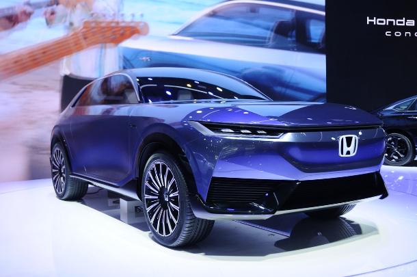 Model cover