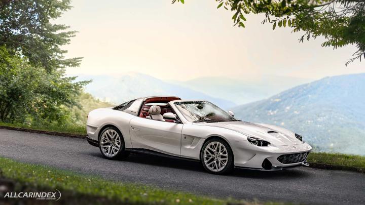 Touring Superleggera